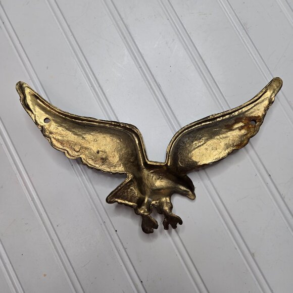 Vintage Wall Plaque American Bald Eagle In Flight Cast Brass 9 in x 5 in #7037 - Picture 3 of 7